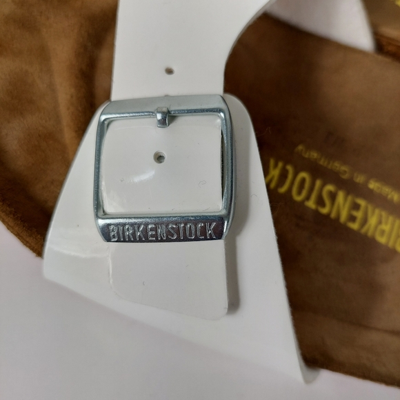 Birkenstock White Sandals - 41 Narrow (Women’s 10.5) - Picture 6 of 10